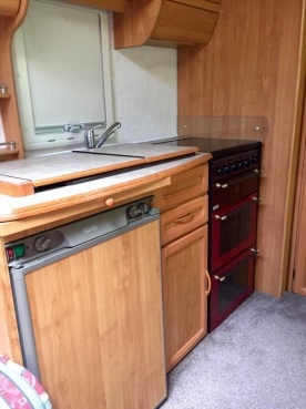                         Przyczepa kempingowa Coachman VIP 460/2  - zdjęcie 7
                        