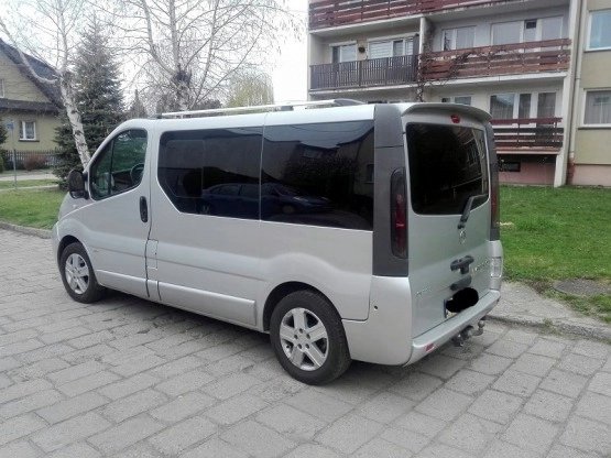                         Opel Vivaro Opel Vivaro LIFE 1.9CDTI 2006 WESTFALIA KAMPER 2x klima sejf alufelgi - zdjęcie 2
                        