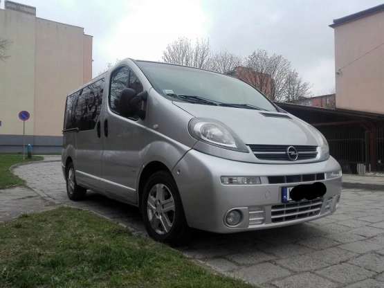                         Opel Vivaro Opel Vivaro LIFE 1.9CDTI 2006 WESTFALIA KAMPER 2x klima sejf alufelgi - zdjęcie 5
                        