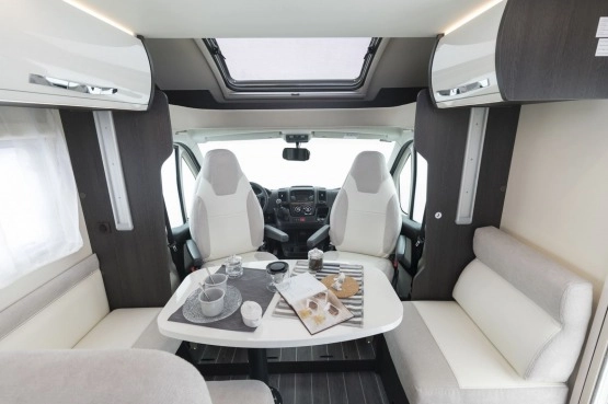                         Roller Team Kronos 284TL Automat Kamper Dostępny od ręki w PerfektCamp Rok 2019 Najnowszy model - zdjęcie 15
                        