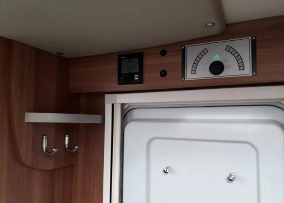                         Peugeot Boxer 2018, Benzyna + LPG - zdjęcie 12
                        