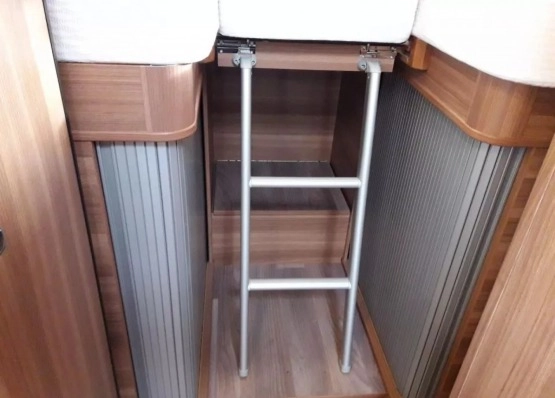                         Peugeot Boxer 2018, Benzyna + LPG - zdjęcie 14
                        