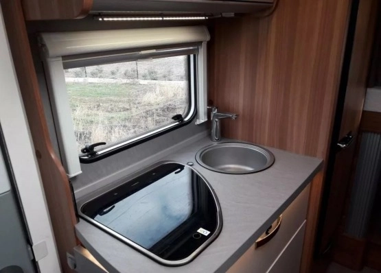                         Peugeot Boxer 2018, Benzyna + LPG - zdjęcie 19
                        