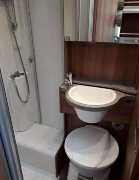                         Peugeot Boxer 2018, Benzyna + LPG - zdjęcie 5
                        