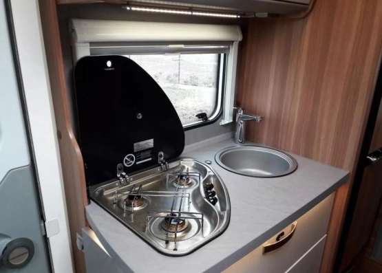                         Peugeot Boxer 2018, Benzyna + LPG - zdjęcie 6
                        