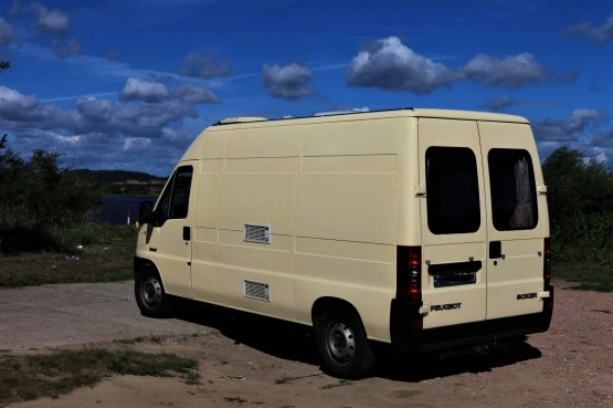                         Peugeot Boxer kemping - zdjęcie 1
                        