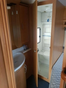                         Przyczepa kempingowa Hobby 495 - zdjęcie 7
                        