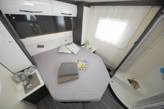                         Roller Team Kronos 265TL Automat Kamper Dostępny od ręki w PerfektCamp Rok 2019 Najnowszy model - zdjęcie 9
                        