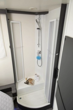                         Roller Team Kronos 265TL Automat Kamper Dostępny od ręki w PerfektCamp Rok 2019 Najnowszy model - zdjęcie 12
                        