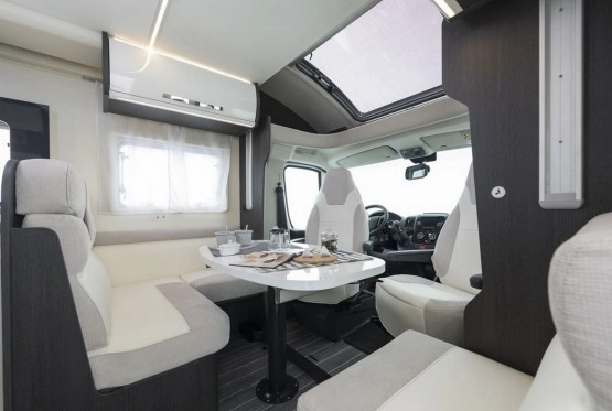                         Roller Team Kronos 265TL Automat Kamper Dostępny od ręki w PerfektCamp Rok 2019 Najnowszy model - zdjęcie 3
                        