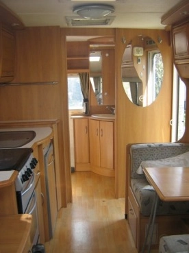                         Przyczepa SWIFT Corniche 17/3+mover+przedsionek - zdjęcie 11
                        