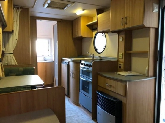                         Avondale Bianco - 2005 rok, ubezpieczona! - zdjęcie 3
                        