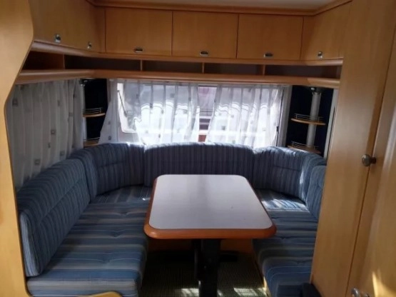                         PRZYCZEPA CAMPINGOWA HOBBY 450 w super stanie 2004 r., DMC 1200 - zdjęcie 7
                        