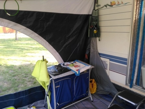                         Przyczepa Hobby de Luxe - zdjęcie 14
                        