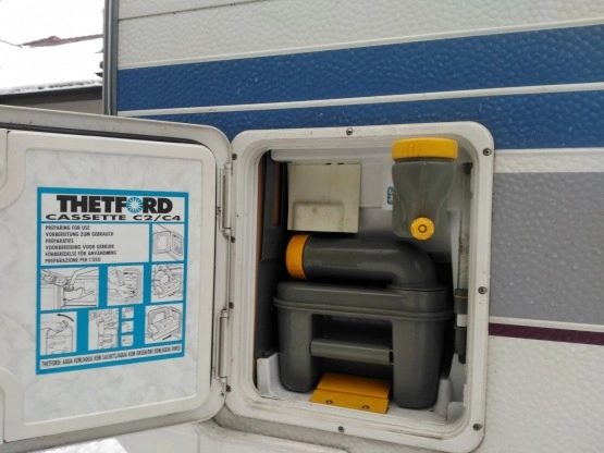                         Przyczepa Hobby de Luxe - zdjęcie 15
                        