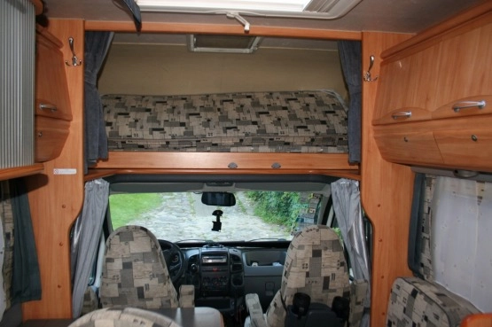                         Peugeot Boxer/ bogato wyposażony/ świetny stan  - zdjęcie 2
                        