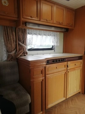                         Przyczepa Kempingowa HOBBY DE LUXE 1992 r. - zdjęcie 6
                        