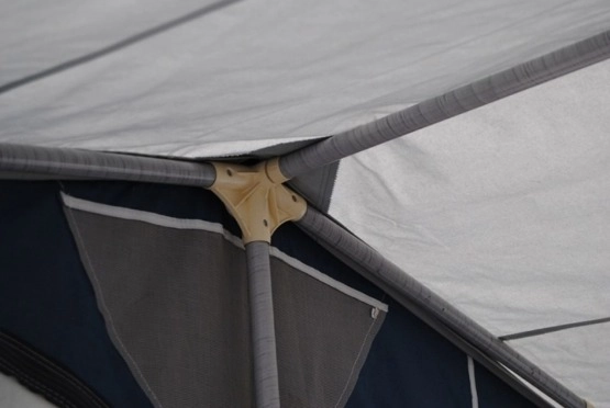                         Przedsionek do przyczepy kempingowej jak nowy - 3 m głęboki, lekki stelaż - zdjęcie 2
                        