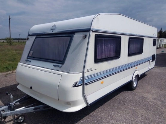                         Przyczepa kempingowa Hobby z 1994 roku, piętrowe łóżka - zdjęcie 8
                        