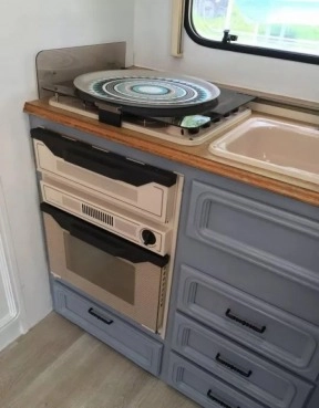                         Przyczepa Elddis Daystar PRESTIGE - zdjęcie 10
                        