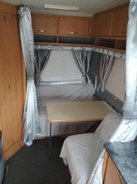                         Przyczepa kempingowa Abi Marauder 420 gold - zdjęcie 3
                        