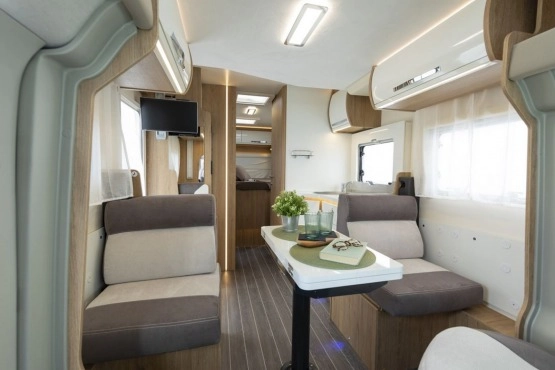                         CI Horon 87XT Kamper Dostępny od ręki w PerfektCamp Rok 2019 Najnowszy model - zdjęcie 11
                        