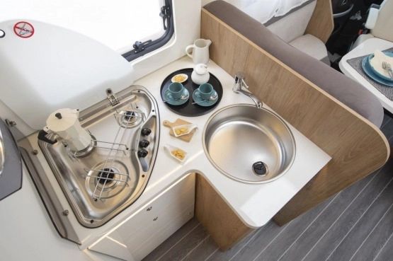                         CI Horon 87XT Kamper Dostępny od ręki w PerfektCamp Rok 2019 Najnowszy model - zdjęcie 12
                        