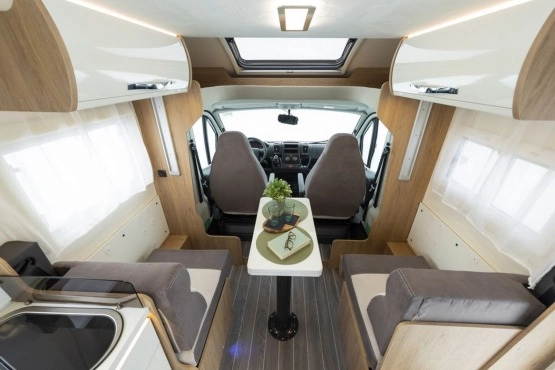                         CI Horon 87XT Kamper Dostępny od ręki w PerfektCamp Rok 2019 Najnowszy model - zdjęcie 15
                        