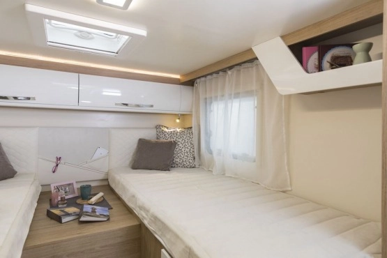                         CI Horon 87XT Kamper Dostępny od ręki w PerfektCamp Rok 2019 Najnowszy model - zdjęcie 8
                        