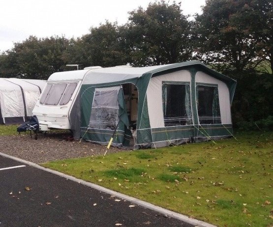                         Przedsionek Dorema ze stelażem do małej przyczepy - zdjęcie 1
                        