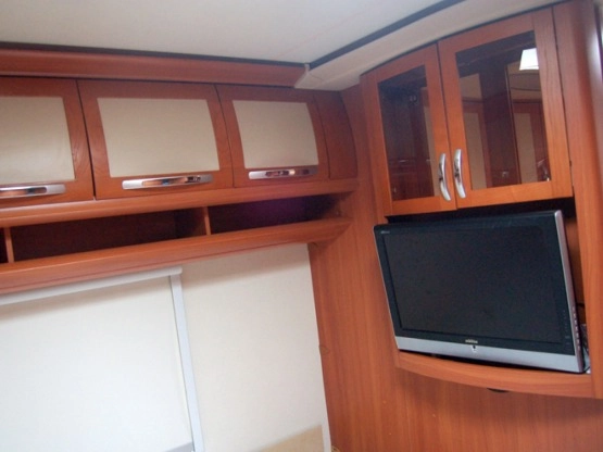                         Hobby 650 KFU Prestige 2010r. IDEALNA !!! - zdjęcie 16
                        