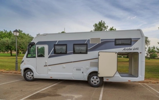                        Kamper Benimar Aristeo 642 - zdjęcie 3
                        