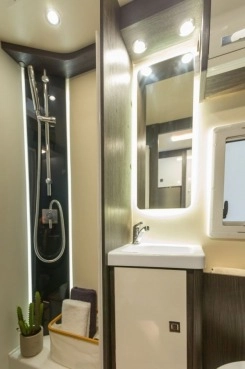                         Kamper Benimar Aristeo 642 - zdjęcie 6
                        