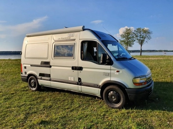                        Camper Kamper bus Renault Master - WYJĄTKOWY, ZOBACZ - zdjęcie 1
                        