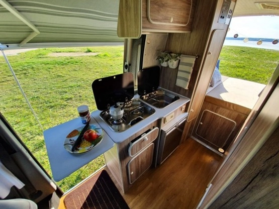                         Camper Kamper bus Renault Master - WYJĄTKOWY, ZOBACZ - zdjęcie 7
                        