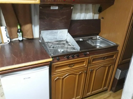                         Przyczepa kempingowa Hobby Prestige 560 - zdjęcie 2
                        