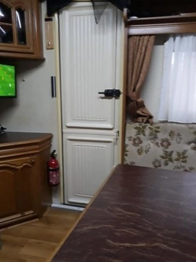                         Przyczepa kempingowa Hobby Prestige 560 - zdjęcie 3
                        