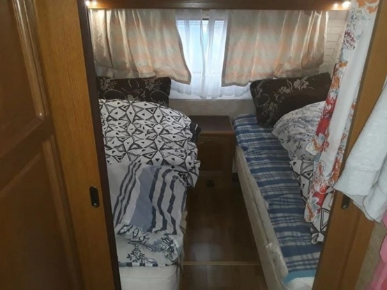                         Przyczepa kempingowa Hobby Prestige 560 - zdjęcie 4
                        