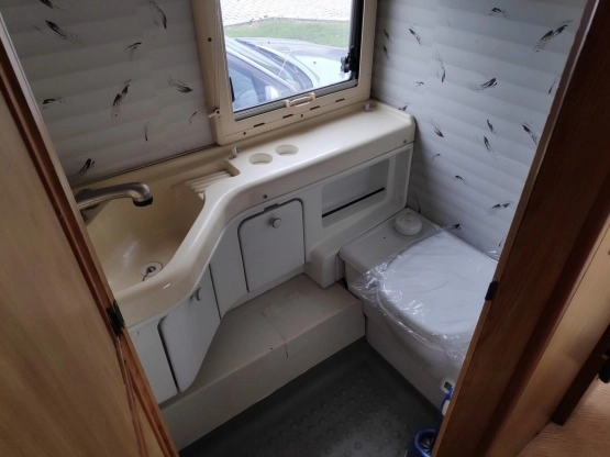                         Fiat Ducato 2.5 D, Burstner - zdjęcie 13
                        