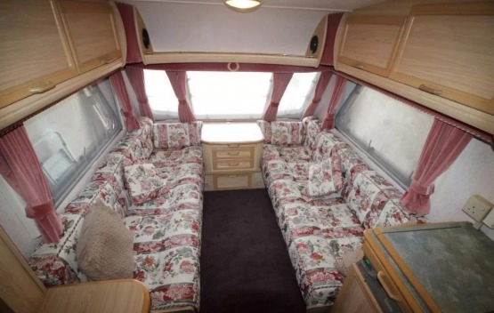                         Przyczepa kempingowa Abbey z 2000 roku - zdjęcie 16
                        