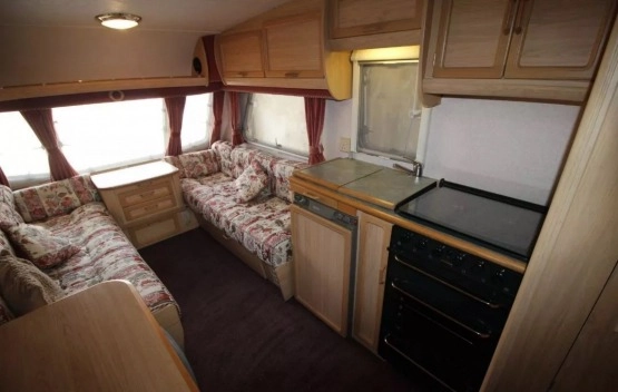                         Przyczepa kempingowa Abbey z 2000 roku - zdjęcie 17
                        