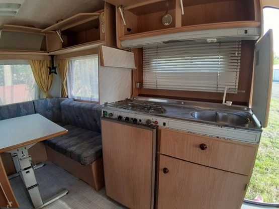                         Przyczepa kempingowa Chateau 430 - zdjęcie 6
                        