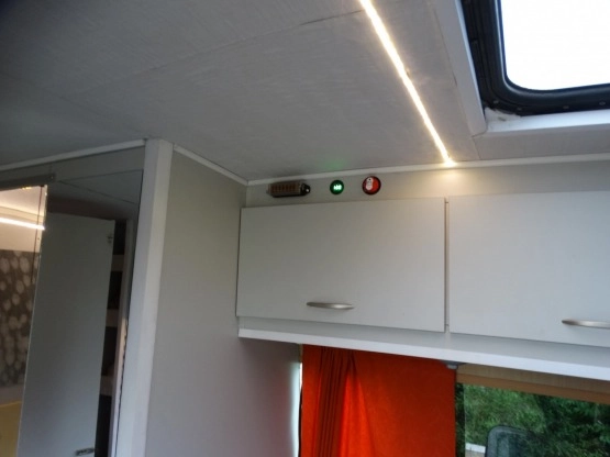                         Sprzedam peugeot boxer 2,8HDI kamper camper - zdjęcie 3
                        