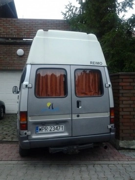                         Kamper FORD Transit 2,5 D - zdjęcie 4
                        