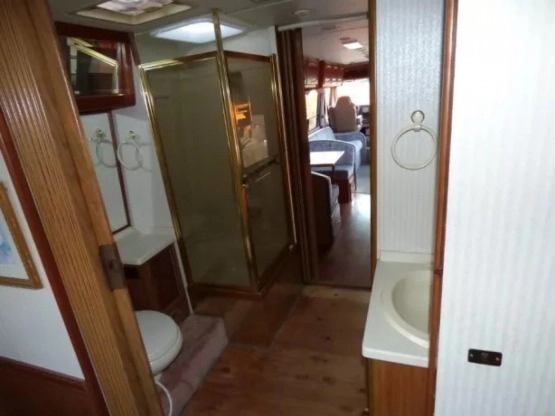                         Winnebago Elante OKAZJA!!! #camper #kamper - zdjęcie 3
                        