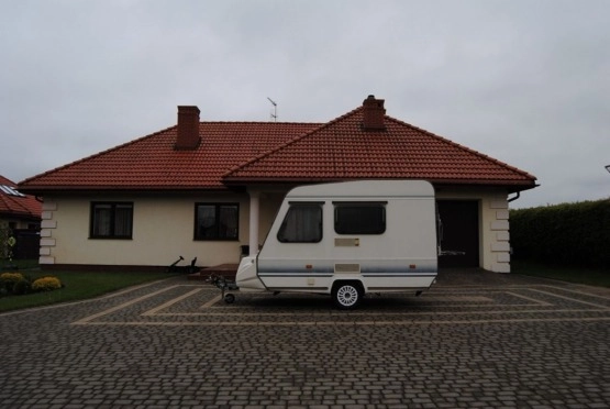                         ADRIA Mała i zgrabna! Super stan! Sucha! Przedsionek! Ogrzewanie! HIT - zdjęcie 4
                        