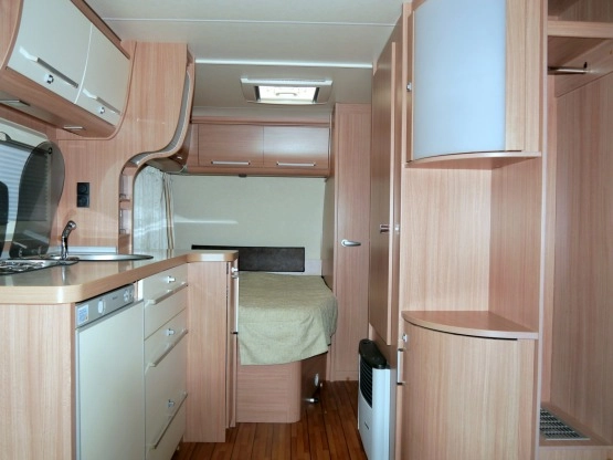                         KNAUS 500 FU - zdjęcie 11
                        