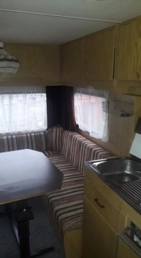                         Przyczepa kempingowa IT 400 - zdjęcie 9
                        