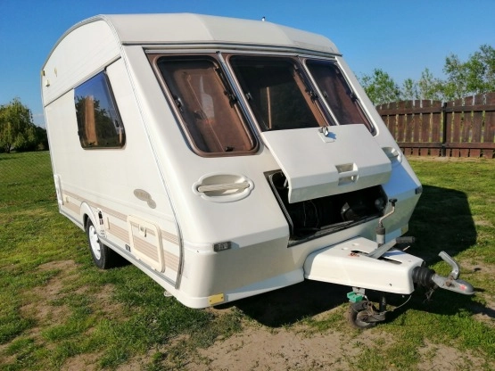                         Przyczepa Fleetwood Colchester w  super stanie z bogatym wyposażeniem - zdjęcie 2
                        