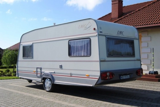                         LMC Zarejestrowana! Zadbana! Ogrzewanie! WC! Prysznic! Przedsionek! - zdjęcie 4
                        